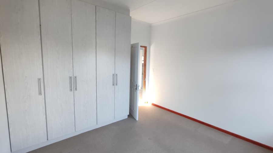 2 Bedroom Property for Sale in Stilbaai Wes Western Cape
